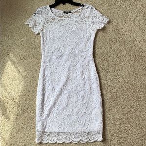 White flower embroidery dress